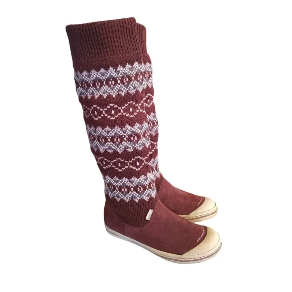 Y2K Simple Brand Burgundy Suede and Knit Sweater Flat Boots Size‎ 7.5